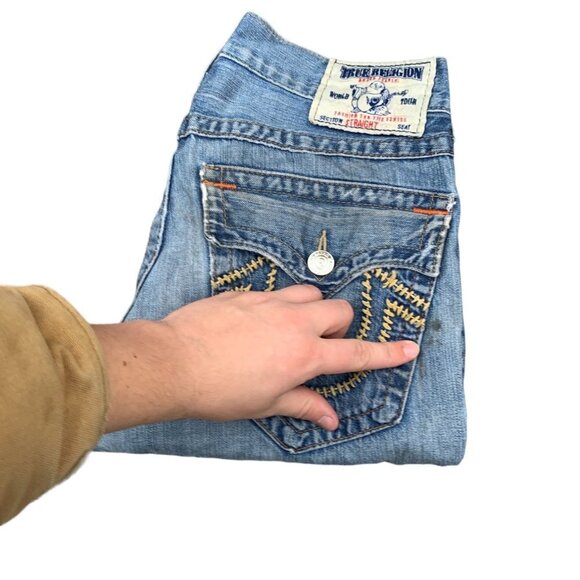 VINTAGE True Religion Jeans Size 32 STRAIGHT Trashed Rope Stitch Horseshoe - Picture 5 of 9